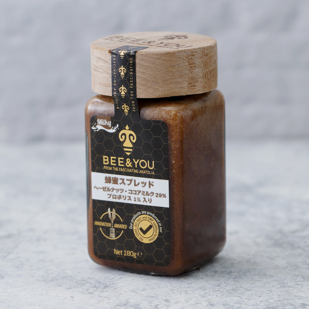 蜂蜜スプレッド【BEE & YOU】ヘーゼルナッツ・ココアミルク 29%［ミックスはちみつ］